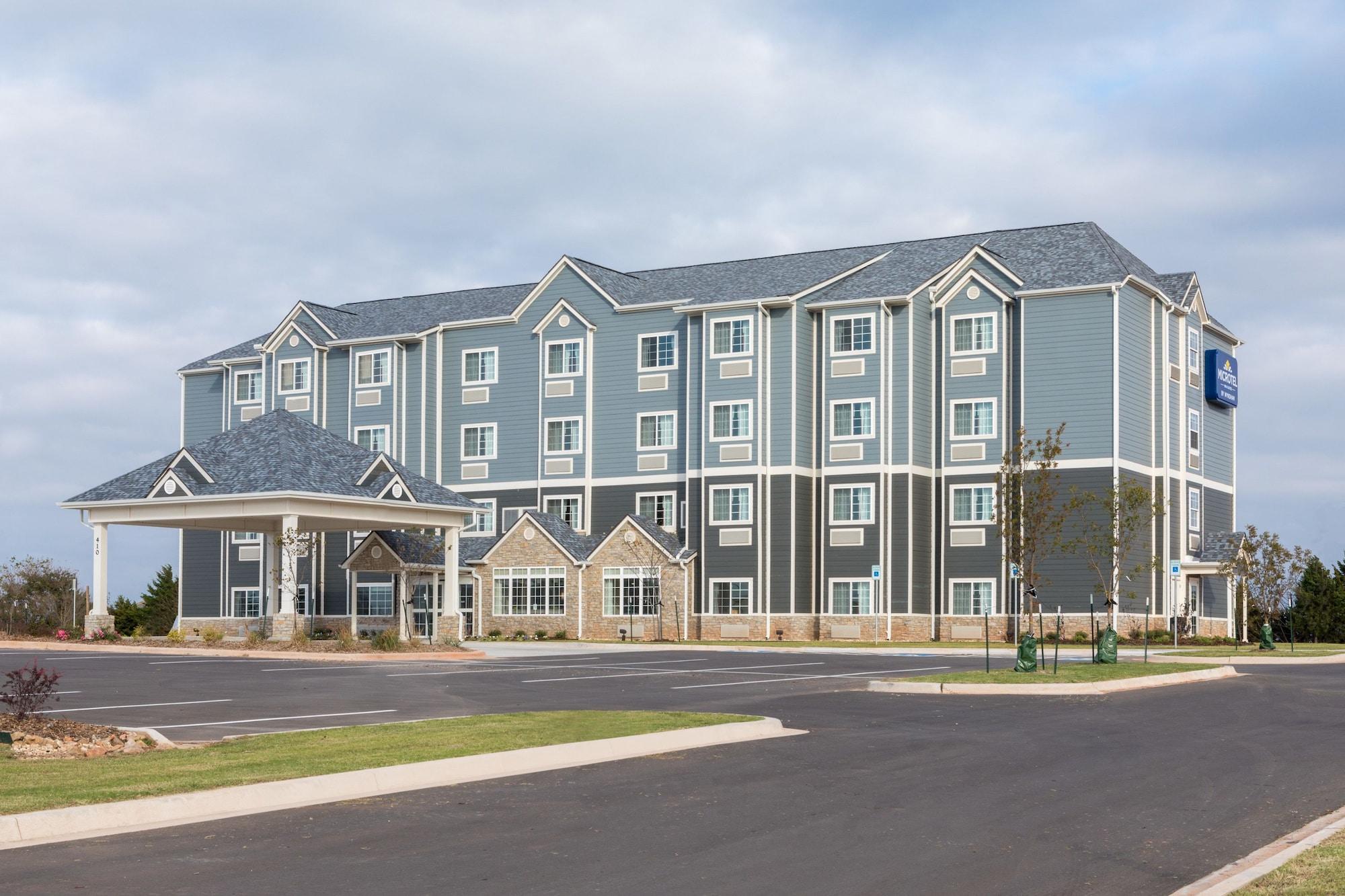 Microtel Inn & Suites By Wyndham Perry Exterior photo